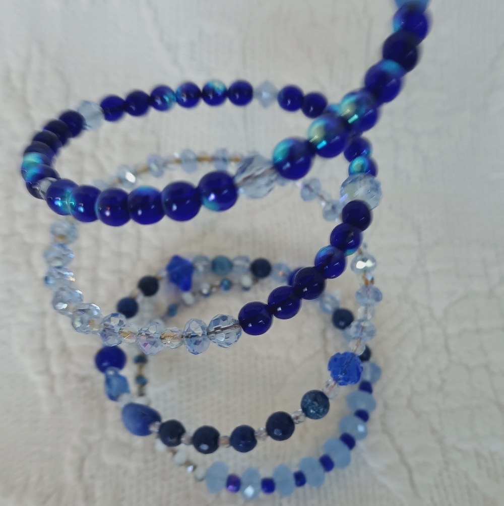 Hand Crafted Blue Crystal Beaded Bracelet Memory Wire Multi Strand Plus Colorful - Picture 3 of 7